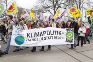 Ordner & Sicherheitskräfte für Demonstrationen