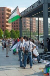 Unsere Ordner unterstützen Polizei und Ordnungskräfte